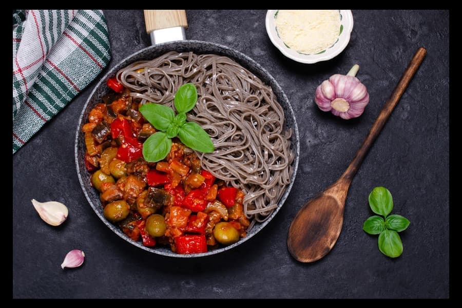 ラタトゥイユの蕎麦パスタ